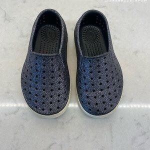 EUC Native Miles Bling Grey Sparkle slip on shoes.